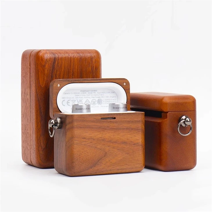 Wooden Bowers & Wilkins PI7S2 Case